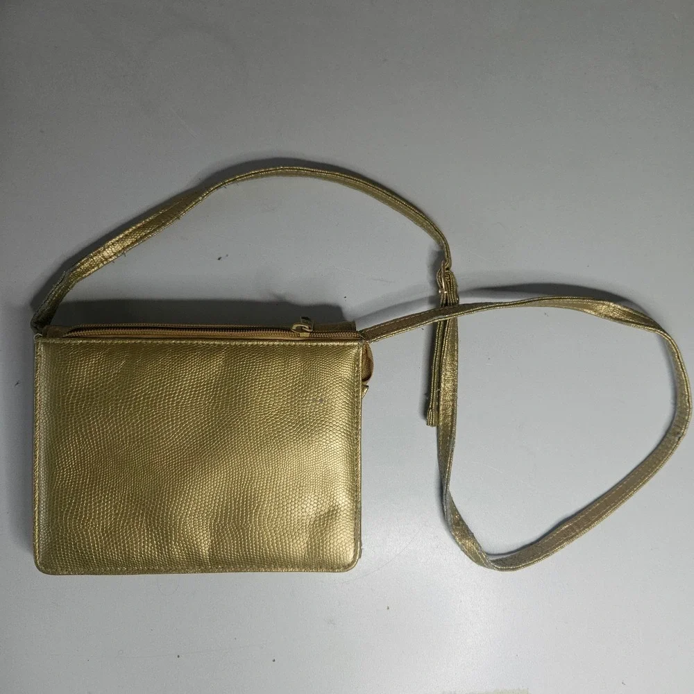 Vintage gold metallic